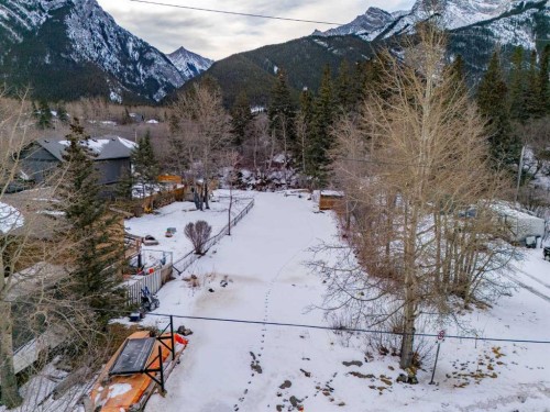 11 Loder Mountain Drive, Exshaw, AB 