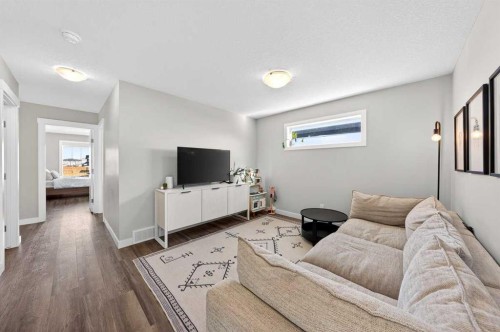 23 Willow Park Point, Cochrane, AB - Indoor Photo Showing Living Room