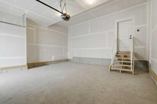 9 Bayview Mews Sw, Airdrie, AB - Indoor