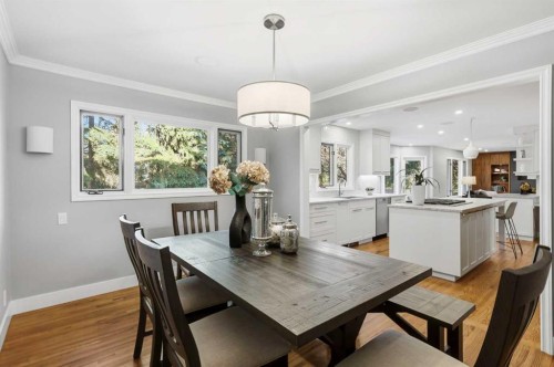 723 Willamette Drive Se, Calgary, AB - Indoor Photo Showing Dining Room