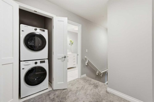 723 Willamette Drive Se, Calgary, AB - Indoor Photo Showing Laundry Room
