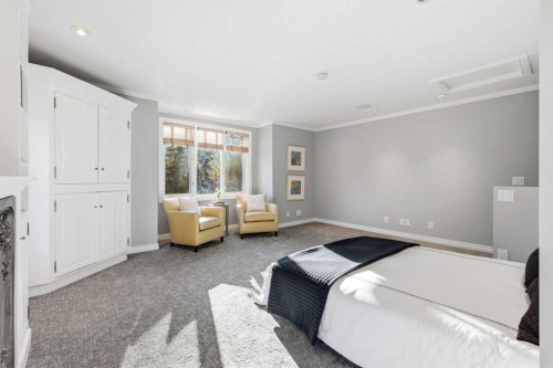 723 Willamette Drive Se, Calgary, AB - Indoor Photo Showing Bedroom