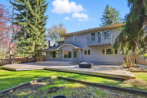 723 Willamette Drive Se, Calgary, AB - Outdoor With Balcony