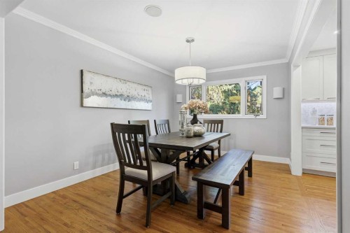 723 Willamette Drive Se, Calgary, AB - Indoor Photo Showing Dining Room