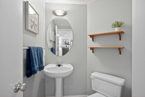 54 Tuscany Valley Rise Nw, Calgary, AB - Indoor Photo Showing Bathroom