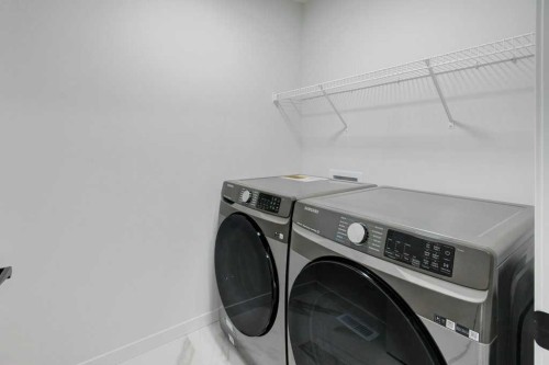370 Corner Glen Way Ne, Calgary, AB - Indoor Photo Showing Laundry Room