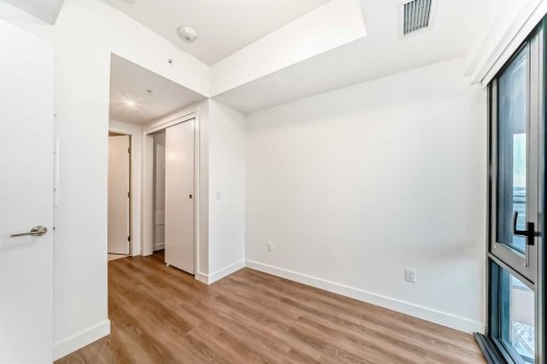 1313-730 2 Avenue, Calgary, AB - Indoor Photo Showing Other Room