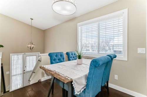 67 Bridleglen Manor Sw, Calgary, AB - Indoor Photo Showing Dining Room