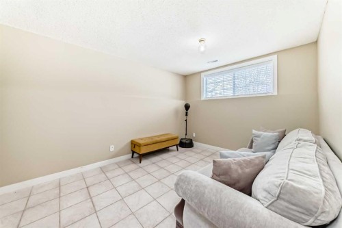 67 Bridleglen Manor Sw, Calgary, AB - Indoor