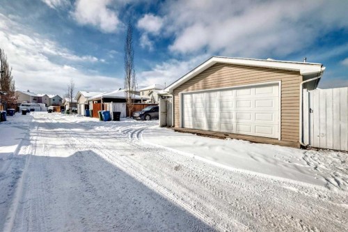 67 Bridleglen Manor Sw, Calgary, AB - Outdoor