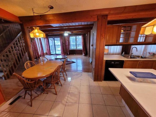 15 Glenview Drive Sw, Calgary, AB - Indoor