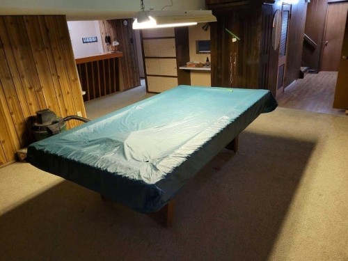 15 Glenview Drive Sw, Calgary, AB - Indoor Photo Showing Bedroom