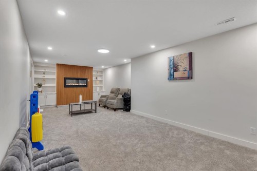 3 Cardiff Drive Nw, Calgary, AB - Indoor