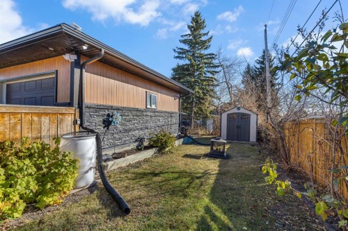 3 Cardiff Drive Nw, Calgary, AB - Outdoor