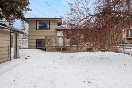 2472 Capitol Hill Crescent Nw, Calgary, AB - Outdoor