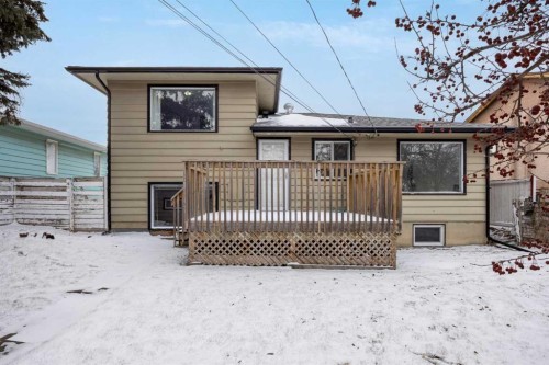 2472 Capitol Hill Crescent Nw, Calgary, AB - Outdoor With Deck Patio Veranda