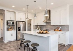 133 Versant Rise SW Calgary, AB T2Y 0Z1