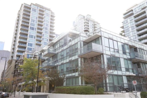 304-51 Waterfront Mews SW Calgary, AB T2P 0X3