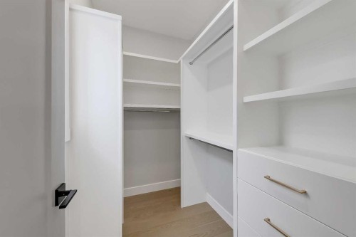 49 Rockhaven Green Nw, Calgary, AB - Indoor With Storage