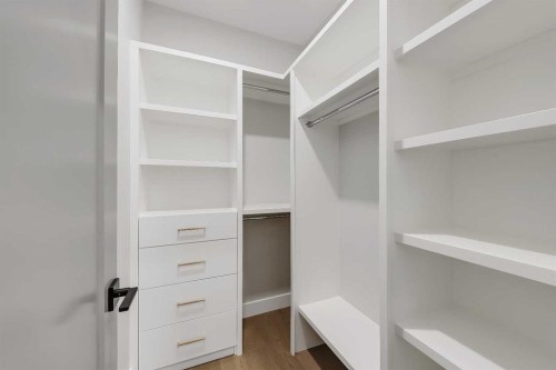 49 Rockhaven Green Nw, Calgary, AB - Indoor With Storage