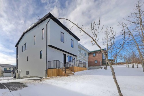 49 Rockhaven Green Nw, Calgary, AB - Outdoor