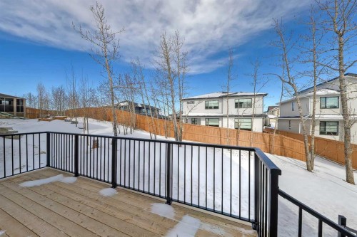 49 Rockhaven Green Nw, Calgary, AB - Outdoor