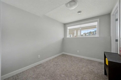 613 Sage Hill Grove Nw, Calgary, AB - Indoor Photo Showing Other Room
