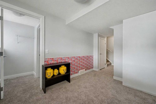 613 Sage Hill Grove Nw, Calgary, AB - Indoor Photo Showing Other Room
