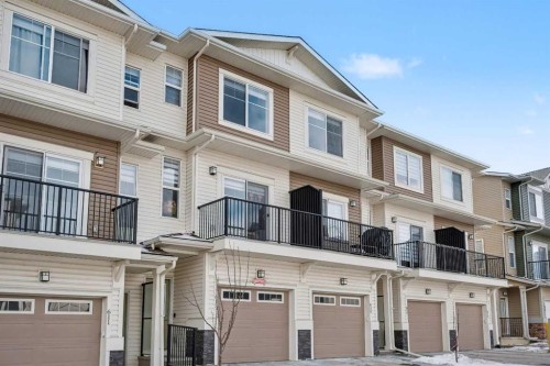 613 Sage Hill Grove Nw, Calgary, AB - Outdoor With Facade