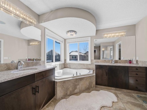 91 Silverado Ridge Crescent Sw, Calgary, AB - Indoor Photo Showing Bathroom