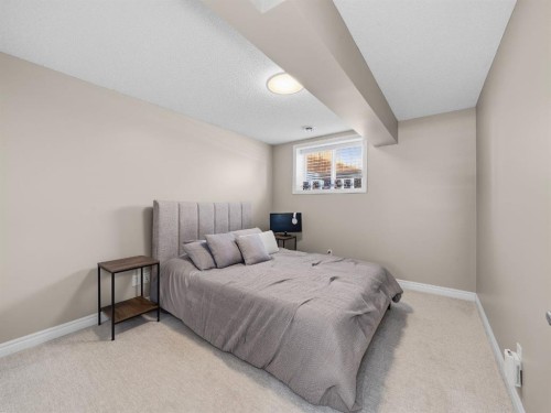 91 Silverado Ridge Crescent Sw, Calgary, AB - Indoor Photo Showing Bedroom