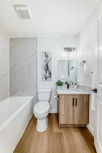 200 Falworth Way Ne, Calgary, AB - Indoor Photo Showing Bathroom