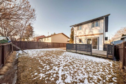 200 Falworth Way Ne, Calgary, AB - Outdoor
