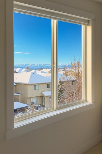 447 Tuscany Ridge Heights Nw, Calgary, AB - Indoor Photo Showing Other Room