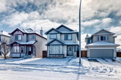 78 Taralea Manor NE Calgary, AB T3J 5C4