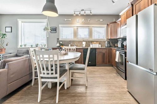 14 Sunrise Crescent Ne, High River, AB - Indoor Photo Showing Dining Room
