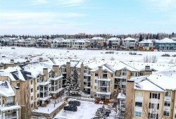 332-369 Rocky Vista Park NW Calgary, AB T2R 0V5