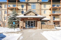 3403-92 Crystal Shores Road  Okotoks, AB T1S 2N1