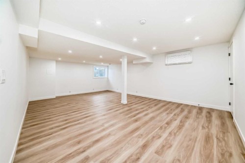 319 Whitefield Drive Ne, Calgary, AB - Indoor