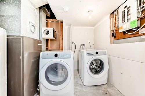 319 Whitefield Drive Ne, Calgary, AB - Indoor Photo Showing Laundry Room