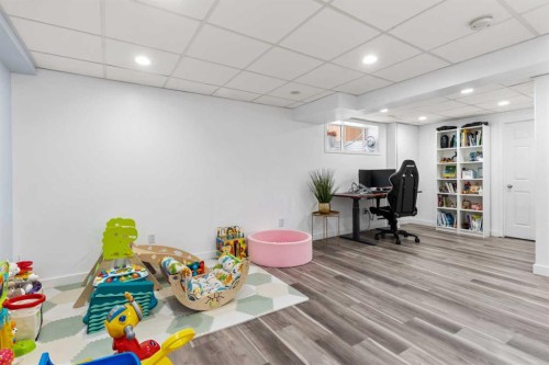 219 Silverado Plains Close Sw, Calgary, AB - Indoor