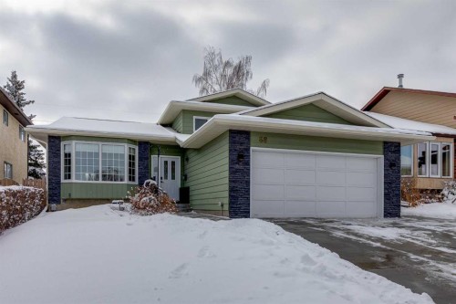 88 Bermondsey Way Nw, Calgary, AB - Outdoor