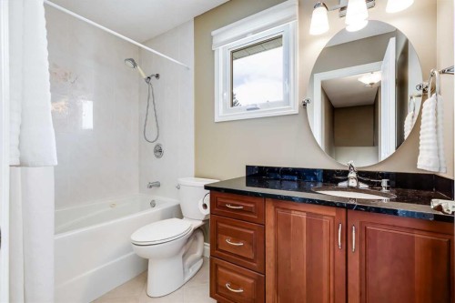 88 Bermondsey Way Nw, Calgary, AB - Indoor Photo Showing Bathroom