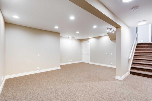 88 Bermondsey Way Nw, Calgary, AB - Indoor