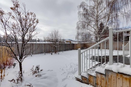 88 Bermondsey Way Nw, Calgary, AB - Outdoor