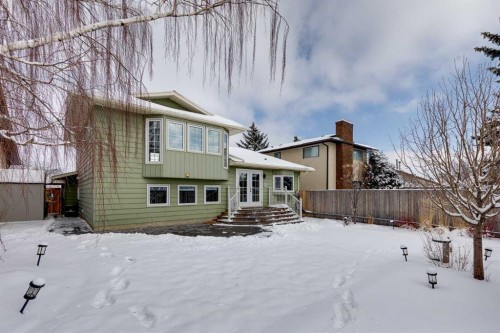 88 Bermondsey Way Nw, Calgary, AB - Outdoor