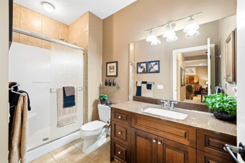 21 Evergreen Row Sw, Calgary, AB - Indoor Photo Showing Bathroom