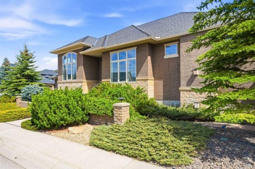 21 Evergreen Row Sw, Calgary, AB - Outdoor