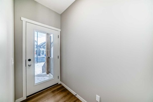 53 Bartlett Way Se, Calgary, AB - Indoor Photo Showing Other Room