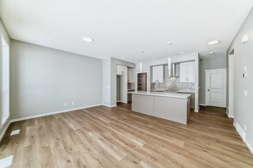 53 Bartlett Way Se, Calgary, AB - Indoor Photo Showing Kitchen